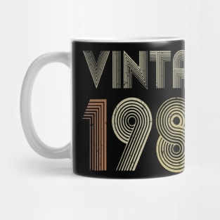 38th Birthday Gift Vintage 1982 Classic Men Women 38 Years Mug